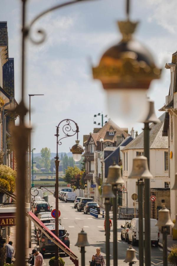 Les Cigognes - Deux Pieces - Deauville Centre Bagian luar foto