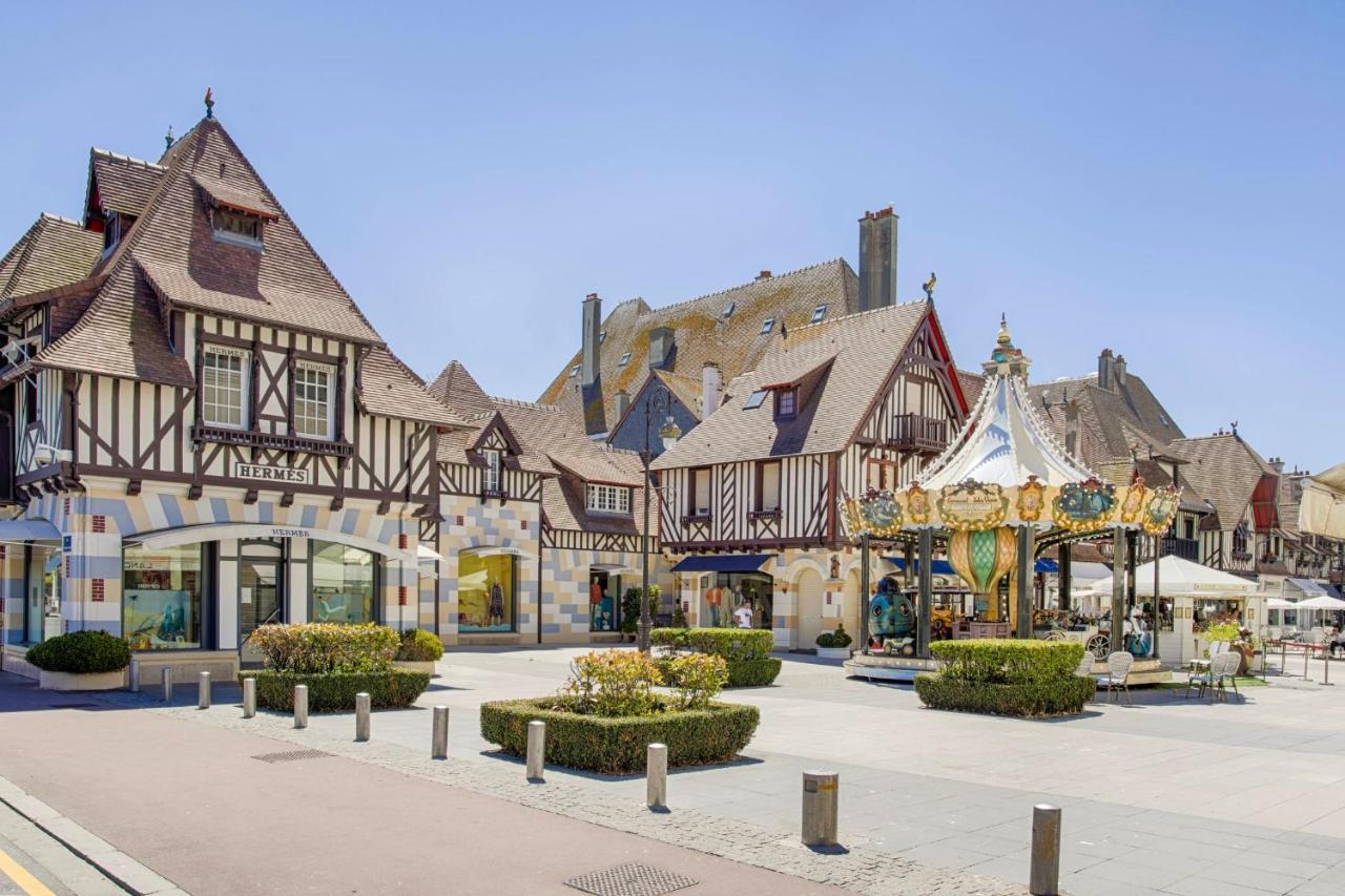 Les Cigognes - Deux Pieces - Deauville Centre Bagian luar foto