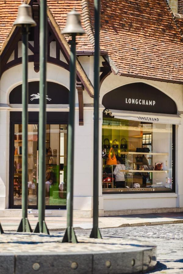 Les Cigognes - Deux Pieces - Deauville Centre Bagian luar foto
