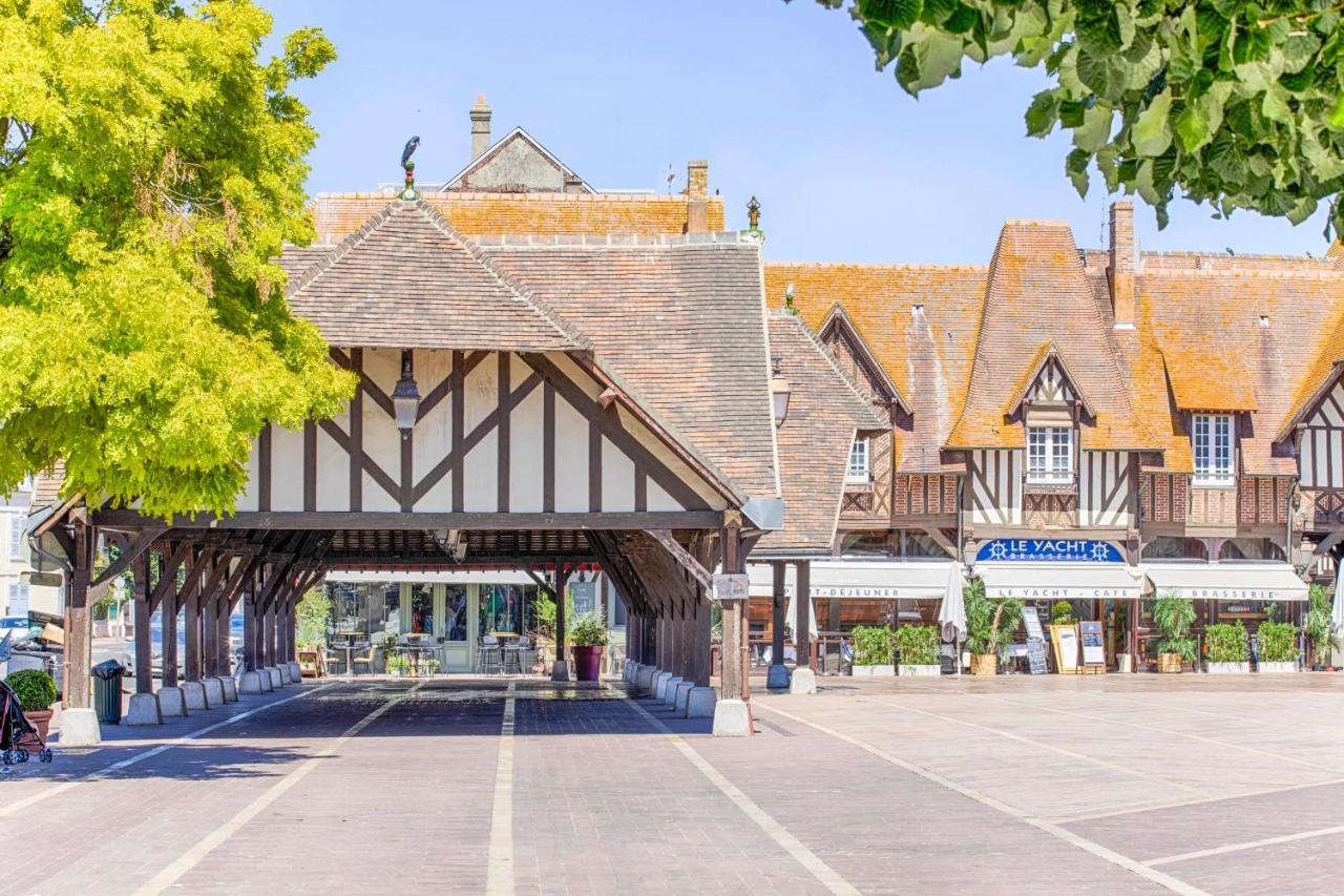 Les Cigognes - Deux Pieces - Deauville Centre Bagian luar foto