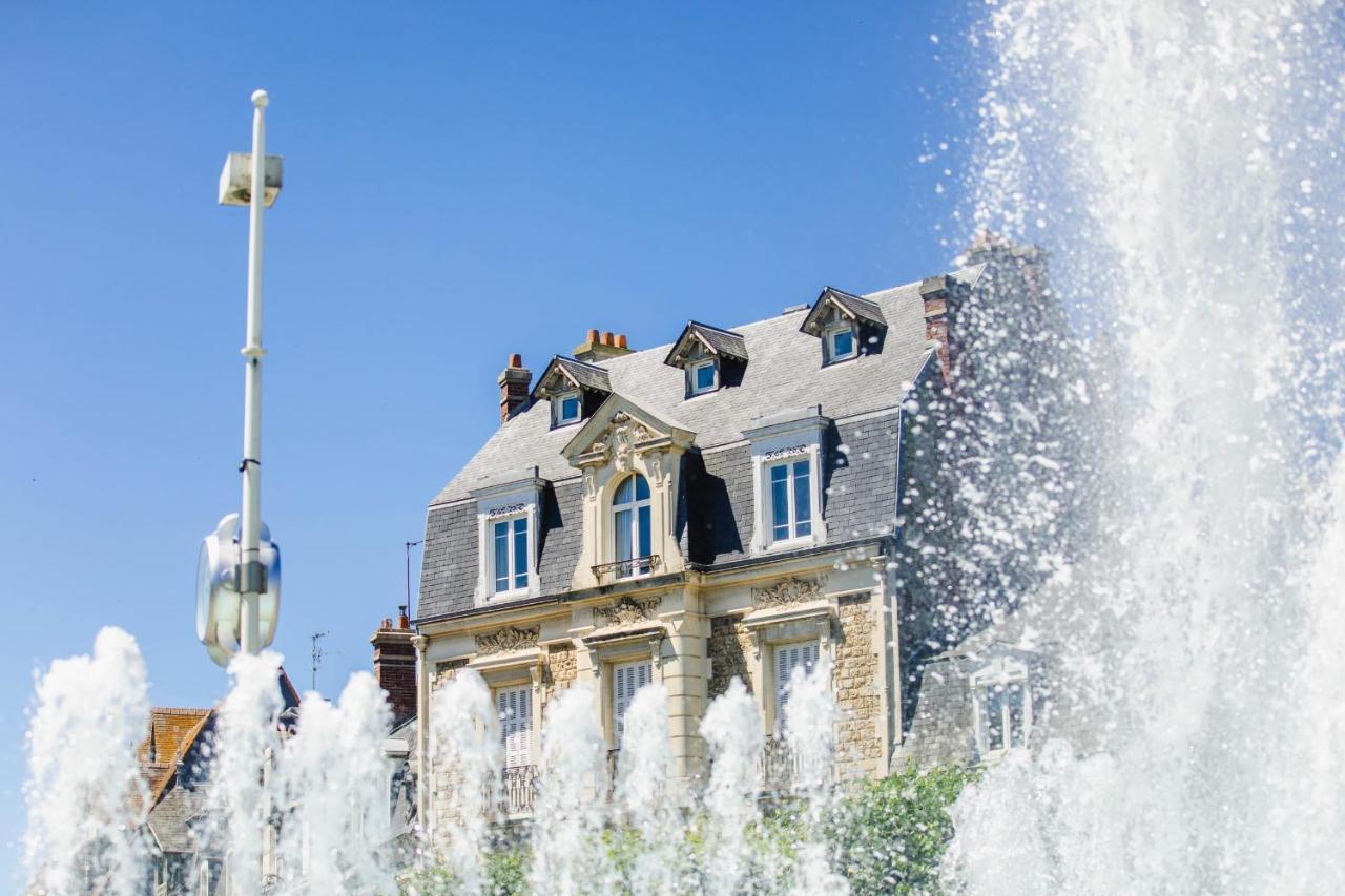 Les Cigognes - Deux Pieces - Deauville Centre Bagian luar foto